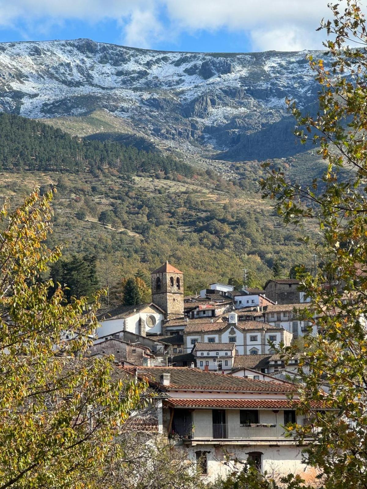Hospedium Hotel La Fuente Candelario Extérieur photo