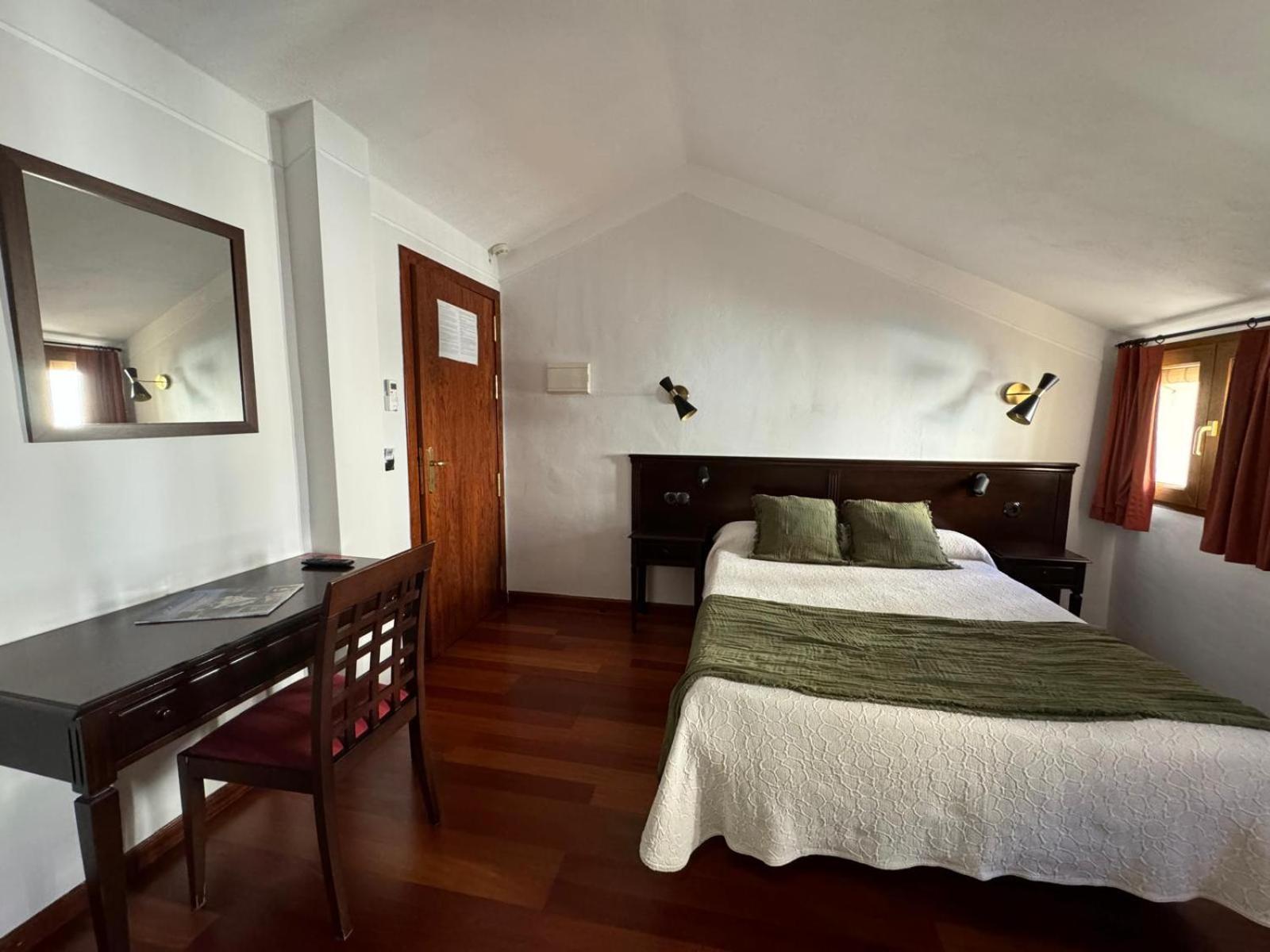 Hospedium Hotel La Fuente Candelario Extérieur photo