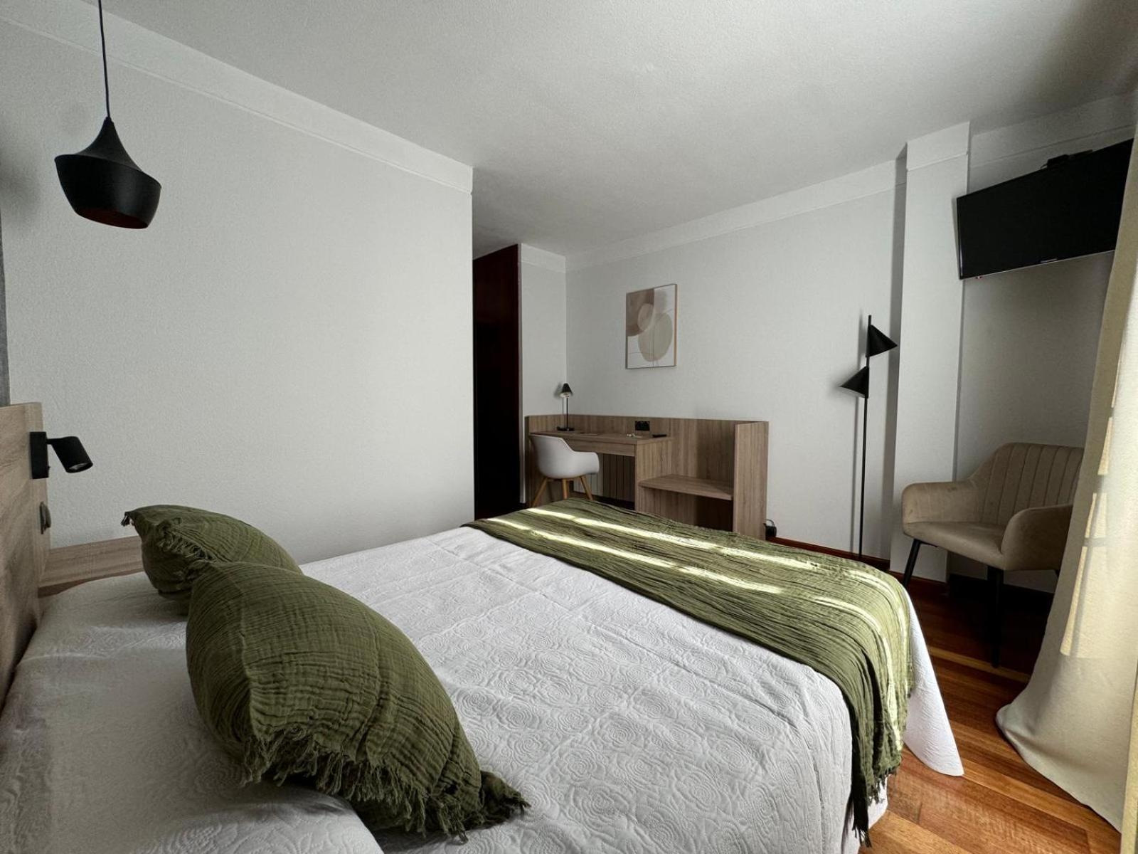 Hospedium Hotel La Fuente Candelario Extérieur photo